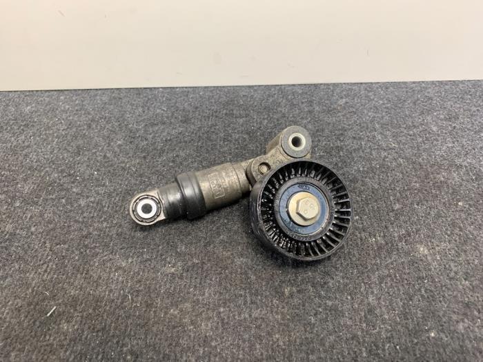 Gebruikte Spanrol Multiriem BMW 3 serie (E90) M3 4.0 V8 32V CRT Prijs € 29,95 Inclusief btw aangeboden door Van Kronenburg Engines