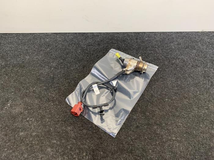Nieuwe Adblue injector Volkswagen Golf VII (AUA) 2.0 TDI 150 16V Prijs € 99,95 Inclusief btw aangeboden door Van Kronenburg Engines