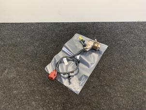 Nieuwe Injector adblue Volkswagen Golf VII (AUA) 2.0 TDI 150 16V Prijs € 99,95 Inclusief btw aangeboden door Van Kronenburg Engines