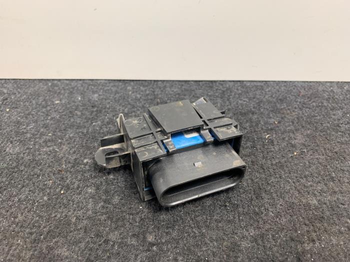 Gebruikte Brandstofpomp module Volkswagen Transporter T5 2.5 TDi PF 4Motion Prijs € 34,94 Inclusief btw aangeboden door Van Kronenburg Engines