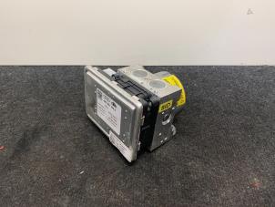 Computer ABS van een Audi e-tron (GEN) 55 quattro