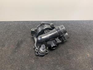 Gebruikte Thermostaathuis Volkswagen Golf VI (5K1) 2.0 GTI 16V Prijs € 49,95 Inclusief btw aangeboden door Van Kronenburg Engines