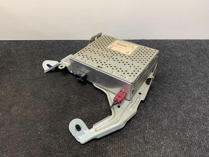 Gebruikte Radio module Mercedes A (W176) 2.0 A-45 AMG Turbo 16V 4-Matic Prijs € 180,00 Inclusief btw aangeboden door Van Kronenburg Engines