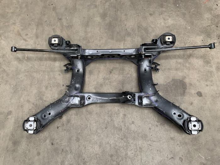 Gebruikte Subframe Mercedes GLE (W166) 3.0 43 AMG V6 24V4-Matic Prijs € 449,94 Inclusief btw aangeboden door Van Kronenburg Engines