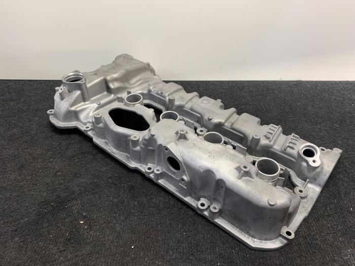Gebruikte Kleppendeksel BMW 7 serie (F01/02/03/04) 750i,Li xDrive V8 32V Prijs € 29,95 Inclusief btw aangeboden door Van Kronenburg Engines