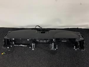 Gebruikte Dashboard Landrover Range Rover Sport (LW) 2.0 16V P400e Prijs € 299,95 Inclusief btw aangeboden door Van Kronenburg Engines