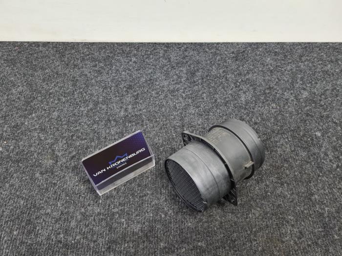 Luchthoeveelheidsmeter van een Volkswagen Transporter/Caravelle T6 2.0 TDI 150 2021