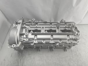 Gereviseerde Cilinderkop Mercedes CLS (C219) 320 CDI 24V Prijs € 725,00 Inclusief btw aangeboden door Van Kronenburg Engines