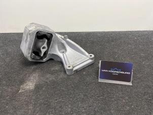 Gebruikte Motorrubber Jeep Grand Cherokee (WH/WK) 3.0 CRD V6 24V DPF Prijs € 77,95 Inclusief btw aangeboden door Van Kronenburg Engines