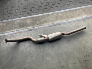 Gebruikte Uitlaat Middendemper Audi A8 (D4) 4.0 V8 32V TFSI Quattro Prijs € 70,00 Inclusief btw aangeboden door Van Kronenburg Engines