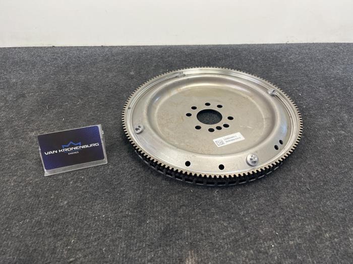 Gebruikte Starterkrans Mercedes S (222.0/222.1) 3.0 S-350 BlueTEC, S-350d 24V Prijs € 60,00 Inclusief btw aangeboden door Van Kronenburg Engines