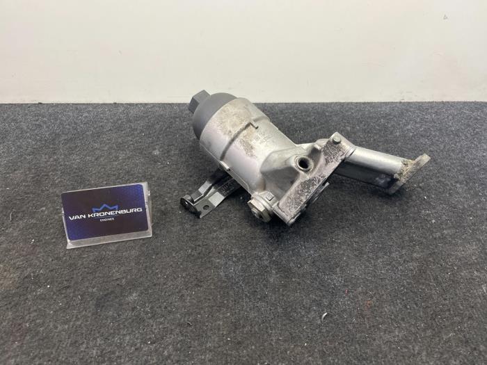 Gebruikte Oliefilterhuis Audi Q7 (4LB) 4.2 FSI V8 32V Prijs € 49,95 Inclusief btw aangeboden door Van Kronenburg Engines