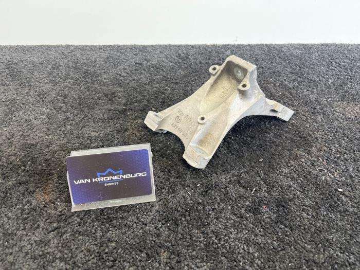 Gebruikte Motorrubber Audi RS 4 (B7) RS4 4.2 V8 40V Prijs € 25,00 Inclusief btw aangeboden door Van Kronenburg Engines