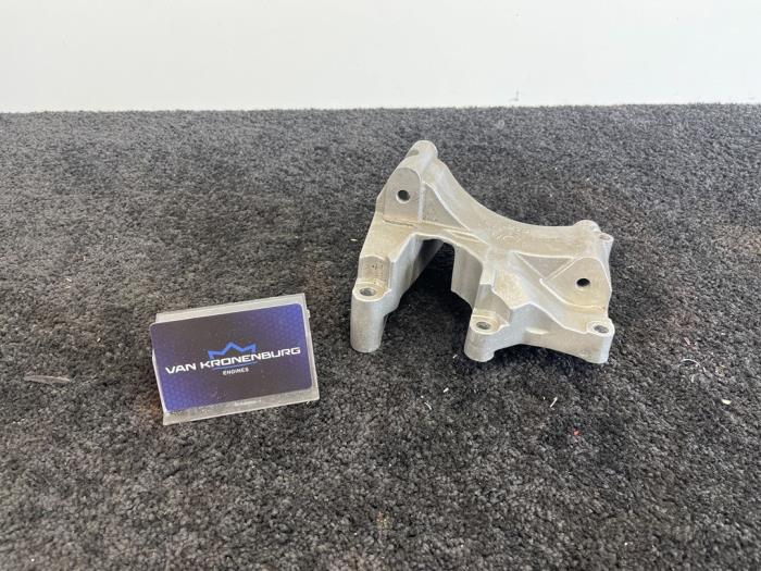 Gebruikte Motorsteun Audi RS 5 (8T3) RS5 4.2 V8 32V Prijs € 39,99 Inclusief btw aangeboden door Van Kronenburg Engines