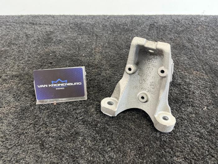 Gebruikte Motorrubber Audi RS 4 (B7) RS4 4.2 V8 40V Prijs € 25,00 Inclusief btw aangeboden door Van Kronenburg Engines