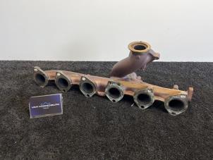 Gebruikte Spruitstuk Uitlaat BMW X7 M50d xDrive 3.0 24V Prijs € 274,95 Inclusief btw aangeboden door Van Kronenburg Engines