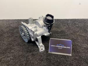 Nieuwe Oliepomp Audi A4 Avant (B9) 2.0 TDI Ultra 16V Prijs € 99,95 Inclusief btw aangeboden door Van Kronenburg Engines