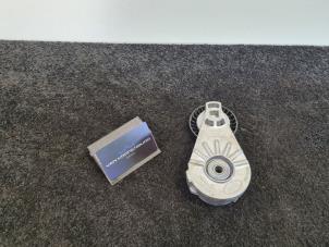 Gebruikte Spanner multiriem Jaguar XF (X260) 3.0 S V6 D 24V Prijs € 35,01 Inclusief btw aangeboden door Van Kronenburg Engines