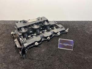 Gebruikte Kleppendeksel Landrover Range Rover Sport (LW) 3.0 SDV6 Hybrid Prijs € 80,01 Inclusief btw aangeboden door Van Kronenburg Engines