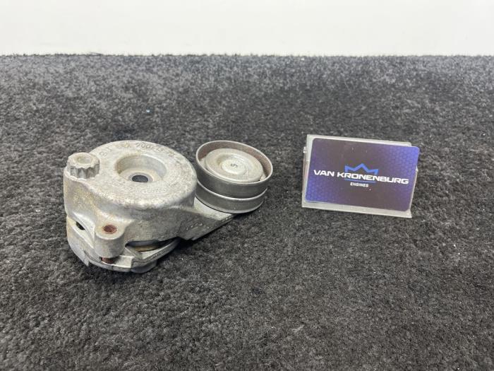 Gebruikte Spanrol Multiriem Mercedes Vito (639.6) 3.0 120 CDI V6 24V Prijs € 20,00 Inclusief btw aangeboden door Van Kronenburg Engines