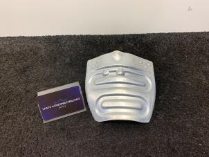 Gebruikte Cardandeksel Audi A8 (D5) 4.0 V8 32V 60 TFSI Mild Hybrid Quattro Prijs € 20,00 Inclusief btw aangeboden door Van Kronenburg Engines