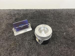 Nieuwe Zuiger Mercedes GLE (W166) 350d 3.0 V6 24V BlueTEC 4-Matic Prijs € 125,01 Inclusief btw aangeboden door Van Kronenburg Engines