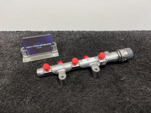 Gebruikte Injector brug Audi Q7 (4MB/4MG) 3.0 TDI V6 24V Prijs € 27,49 Inclusief btw aangeboden door Van Kronenburg Engines