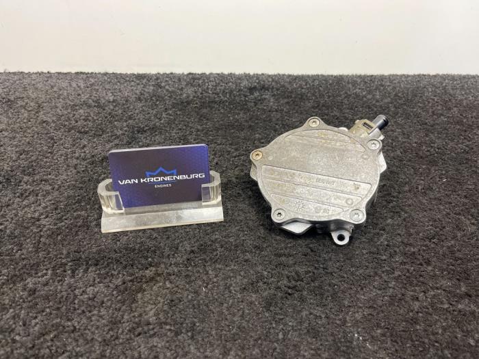 Gebruikte Vacuumpomp (Benzine) Audi A6 Avant Quattro (C6) 3.0 TDI V6 24V Prijs € 99,95 Inclusief btw aangeboden door Van Kronenburg Engines