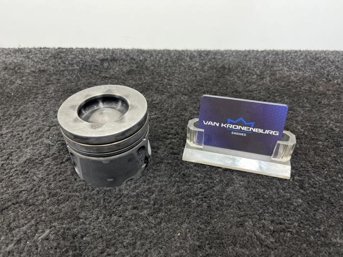 Gebruikte Zuiger Landrover Range Rover Sport (LS) 3.0 S TDV6 Prijs € 60,00 Inclusief btw aangeboden door Van Kronenburg Engines