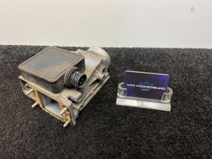 Gebruikte Luchtmassameter BMW 3 serie (E36/2C) 318i Prijs € 39,95 Inclusief btw aangeboden door Van Kronenburg Engines