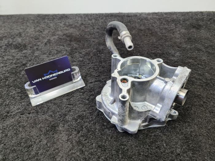 Gebruikte Vacuumpomp (Benzine) Audi Q5 (FYB/FYG) 2.0 50 TFSI e 16V Quattro Prijs € 59,96 Inclusief btw aangeboden door Van Kronenburg Engines