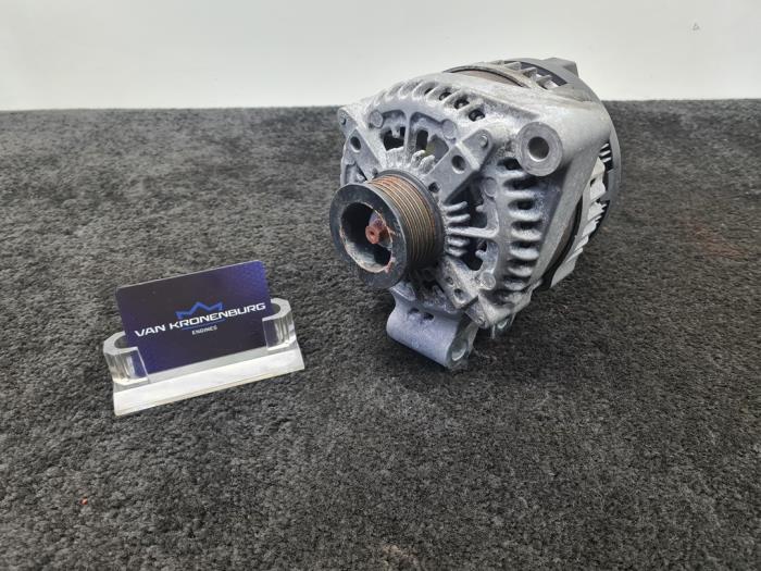 Gebruikte Dynamo Landrover Range Rover IV (LG) 4.4 SDV8 32V Prijs € 150,00 Inclusief btw aangeboden door Van Kronenburg Engines