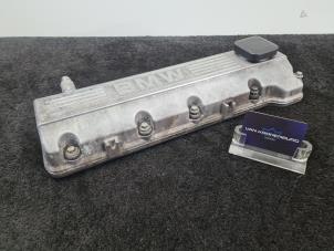 Gebruikte Kleppendeksel BMW 3 serie (E36/2) 316i Prijs € 50,00 Inclusief btw aangeboden door Van Kronenburg Engines