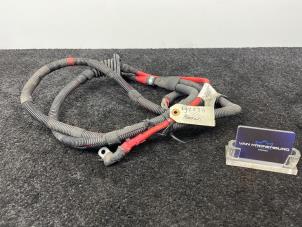 Gebruikte HV kabel (hoog voltage) Ferrari Scuderia Prijs € 75,00 Inclusief btw aangeboden door Van Kronenburg Engines