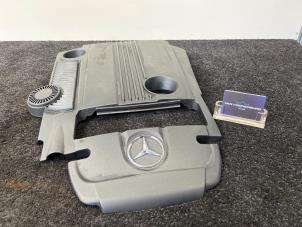 Gebruikte Afdekplaat motor Mercedes C (W204) 1.8 C-250 CGI 16V Prijs € 18,00 Inclusief btw aangeboden door Van Kronenburg Engines
