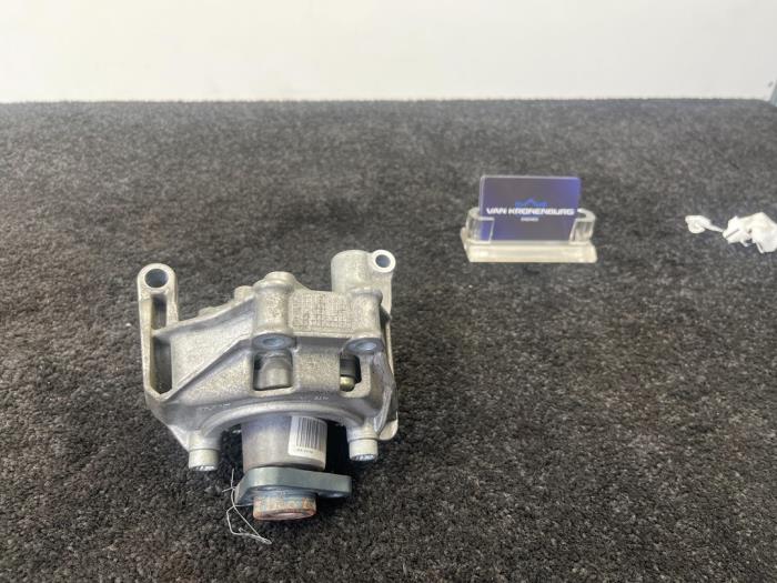 Gebruikte Servopomp Volkswagen Amarok 2.0 BiTDI 16V 140 Prijs € 99,99 Inclusief btw aangeboden door Van Kronenburg Engines