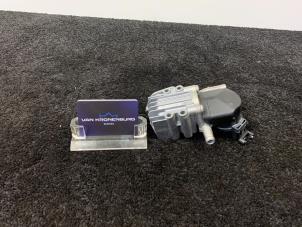 Gebruikte EGR Klep BMW 5 serie (E60) 523i 24V Prijs € 70,00 Inclusief btw aangeboden door Van Kronenburg Engines