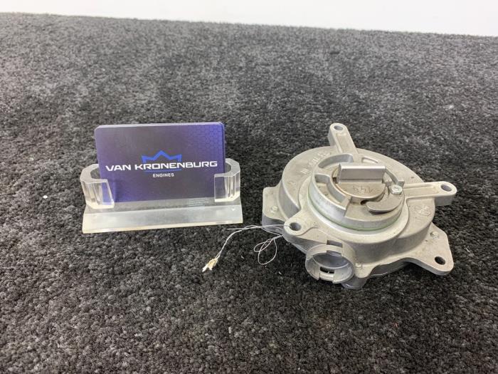 Gebruikte Vacuumpomp (Benzine) Audi A4 (B6) 2.0 FSI 16V Prijs € 64,95 Inclusief btw aangeboden door Van Kronenburg Engines