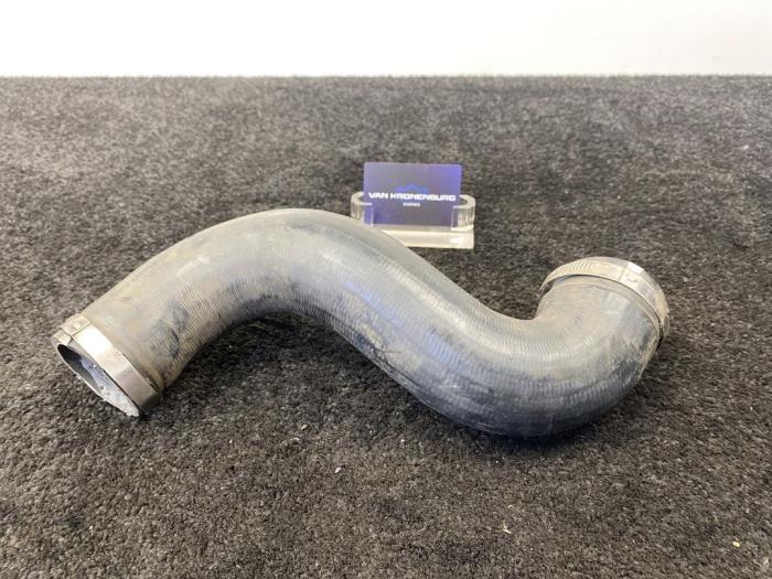 Gebruikte Intercooler Slang Volkswagen Amarok 2.0 BiTDI 16V 140 Prijs € 25,00 Inclusief btw aangeboden door Van Kronenburg Engines