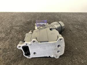 Gebruikte Oliefilterhuis BMW 1 serie (E81) 120d 16V Prijs op aanvraag aangeboden door Van Kronenburg Engines