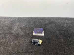 Gebruikte Overdrukklep Turbo Mercedes A (W176) 1.6 A-200 16V Prijs € 24,95 Inclusief btw aangeboden door Van Kronenburg Engines