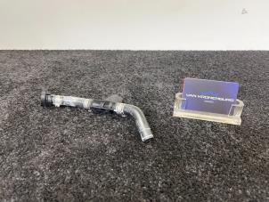 Gebruikte Leiding (diversen) Audi R8 (422/423) 4.2 V8 32V FSI Quattro Prijs € 30,00 Inclusief btw aangeboden door Van Kronenburg Engines