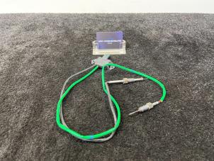 Nieuwe Uitlaat temperatuursensor Renault Master III (JV) 2.3 Energy dCi 16V 135 Prijs € 95,00 Inclusief btw aangeboden door Van Kronenburg Engines