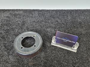 Gebruikte Waterpomp poelie Mercedes S (W220) 5.8 S-600L V12 36V Prijs € 40,00 Inclusief btw aangeboden door Van Kronenburg Engines