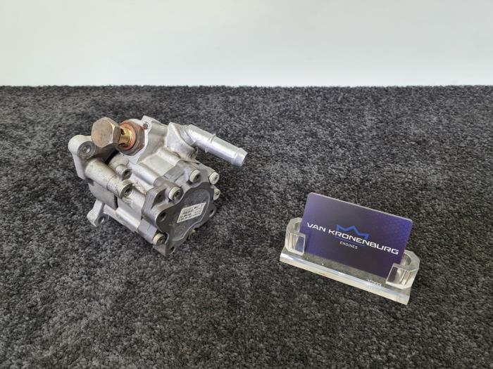 Gebruikte Pomp Servo Lamborghini Gallardo 5.0 V-10 40V 4x4 Prijs € 749,95 Inclusief btw aangeboden door Van Kronenburg Engines