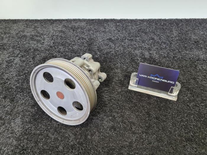 Gebruikte Servopomp Audi A4 Quattro (B7) 2.0 TFSI 20V Prijs € 40,00 Inclusief btw aangeboden door Van Kronenburg Engines