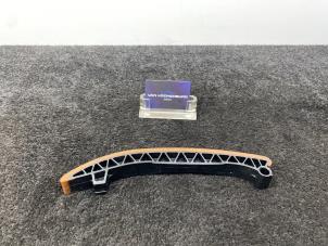 Gebruikte Kettinggeleider Mercedes ML II (164/4JG) 3.0 ML-320 CDI 4-Matic V6 24V Prijs € 15,00 Inclusief btw aangeboden door Van Kronenburg Engines