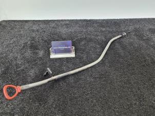 Gebruikte Olie Peilstok Mercedes Sprinter 3,5t (906.63) 315 CDI 16V Prijs € 50,00 Inclusief btw aangeboden door Van Kronenburg Engines