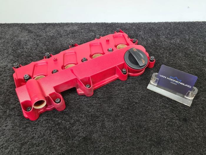 Gebruikte Kleppendeksel Audi RS 5 (8F7) 4.2 V8 32V Prijs € 110,00 Inclusief btw aangeboden door Van Kronenburg Engines