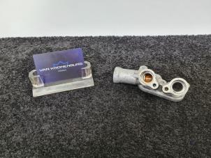 Gebruikte Thermostaat Audi RS 5 (8T3) RS5 4.2 V8 32V Prijs € 35,01 Inclusief btw aangeboden door Van Kronenburg Engines